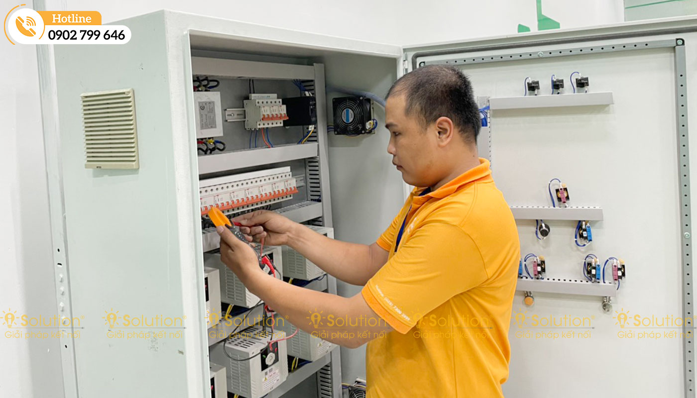 Case Study: Thi công tủ điện công nghiệp nhà xưởng 2 000 m²