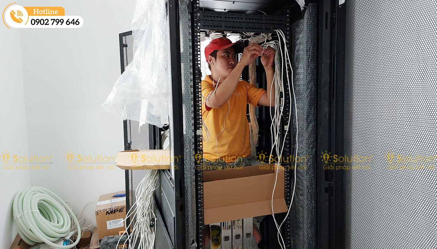 Thi công mạng LAN - điện nhẹ cho công ty tài chính tại Châu Đốc